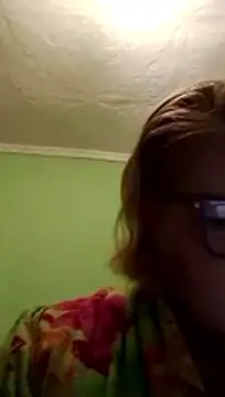 LusiyaGold5 online show from December 2025 09:19:02 PM