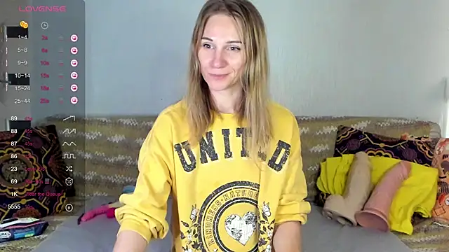 Snapshot of Amalia_Mio chatting on October 2025 10:11:02 AM Amalia Mio online show from October 2025 10:11:02 AM