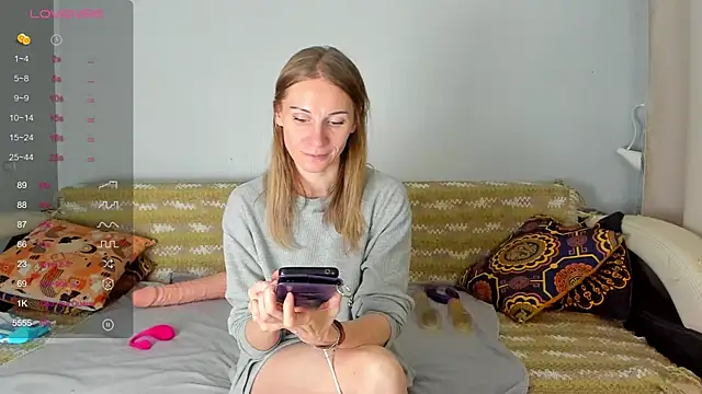 Snapshot of Amalia_Mio chatting on November 2025 11:02:02 AM Amalia Mio online show from November 2025 11:02:02 AM