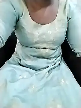 Snapshot of Rita_rani6 chatting on November 2025 03:27:01 AM Rita rani6 online show from November 2025 03:27:01 AM