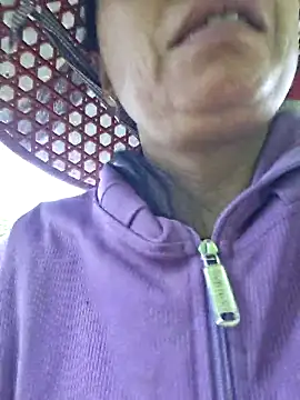 Snapshot of miomio-12 chatting on October 2025 02:45:01 AM miomio-12 online show from October 2025 02:45:01 AM