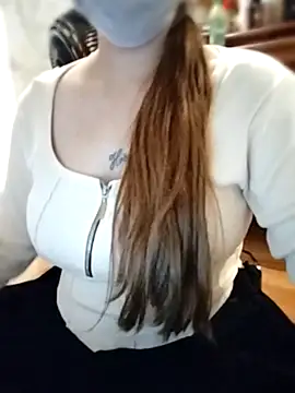 Babyloudi online show from October 2025 05:14:01 PM