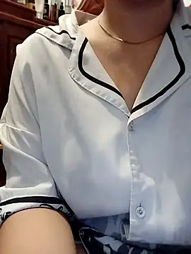 Babyloudi online show from November 2025 05:01:02 AM