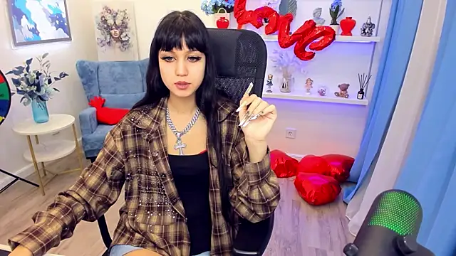 TiffanyYounge online show from February 2026 11:14:02 AM