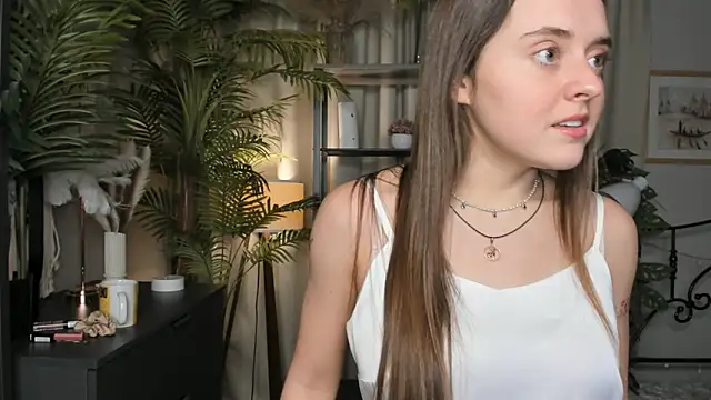 ThelmaJusto online show from October 2025 02:34:01 PM