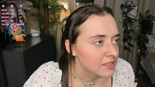 ThelmaJusto online show from April 2026 04:04:01 PM