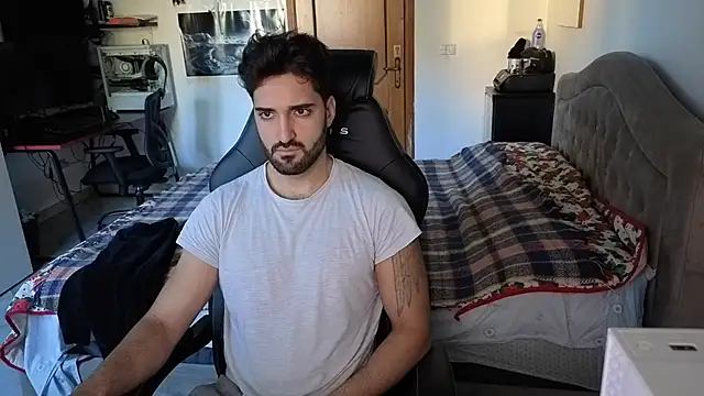 Al3xox02 online show from January 2026 11:38:02 AM