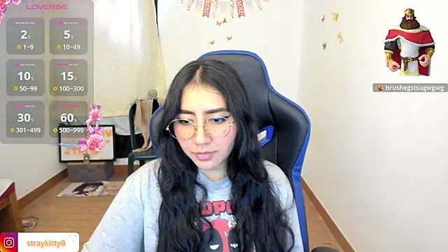 LoveLyy- online show from April 2026 09:15:01 PM