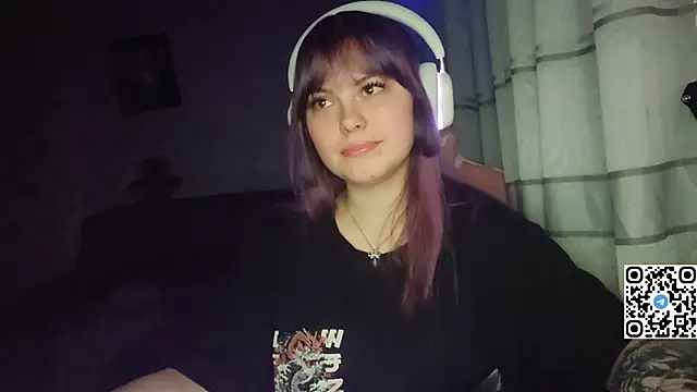 KristiBloom online show from February 2026 09:15:02 PM