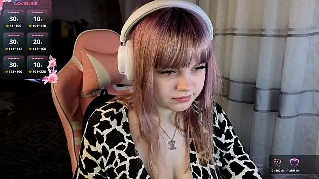 KristiBloom online show from March 2026 12:03:02 AM