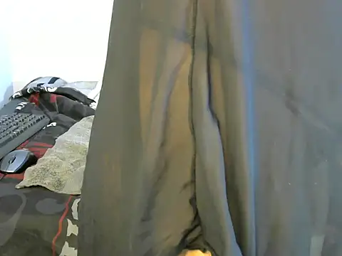 WildnWetMilfX36 online show from October 2025 09:01:01 PM