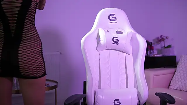 GiaInked online show from November 2025 09:29:02 PM