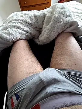 bi5050chaud online show from December 2025 02:25:02 PM