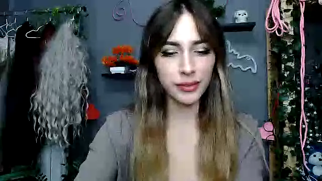 Snapshot of Walleriana chatting on October 2025 09:26:02 PM Walleriana online show from October 2025 09:26:02 PM