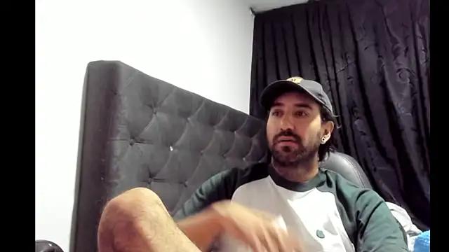 coolfriki online show from January 2026 02:37:01 AM