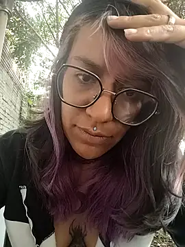 Abby 2-1 online show from November 2025 07:24:01 PM