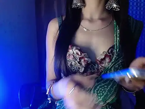 Roiseeee online show from February 2026 06:26:01 AM