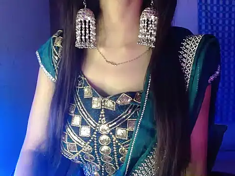 Roiseeee online show from March 2026 04:58:01 AM