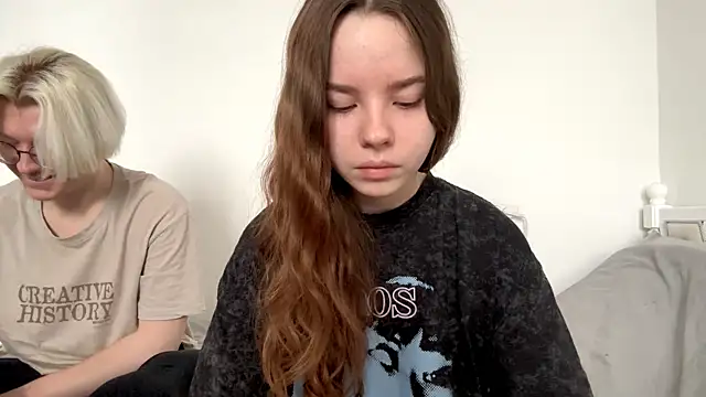 EhtelBiondi online show from February 2026 08:20:01 AM