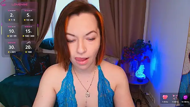 Snapshot of Serena_Foxxx chatting on May 2026 02:18:01 AM Serena Foxxx online show from May 2026 02:18:01 AM