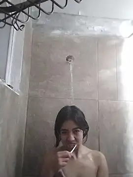 Lollysmile26 online show from January 2026 10:40:01 AM