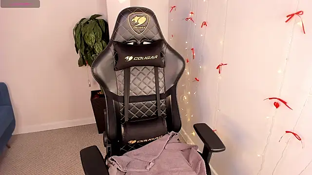 BellaWink online show from April 2026 12:08:02 AM