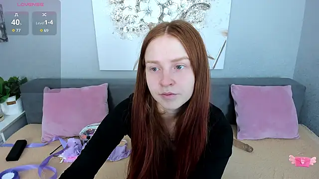 Evarey  online show from December 2025 06:19:02 AM