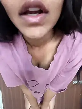 anshika0124 online show from February 2026 05:55:02 AM