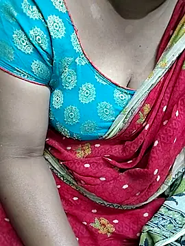 Snapshot of Queen_washna1 chatting on November 2025 07:36:02 AM Queen washna1 online show from November 2025 07:36:02 AM