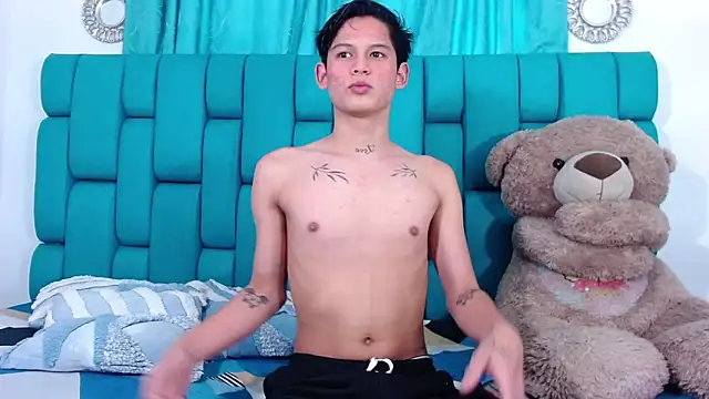 Brian hot online show from October 2025 12:47:01 PM