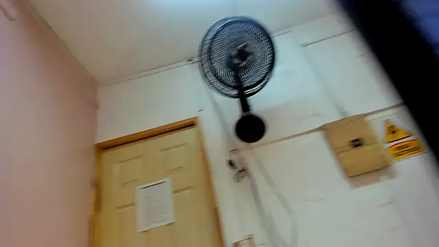 Snapshot of sexdumbi chatting on October 2025 02:08:01 PM sexdumbi online show from October 2025 02:08:01 PM