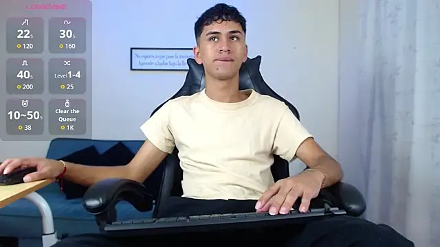 Snapshot of Alancum7 chatting on February 2026 12:47:02 PM Alancum7 online show from February 2026 12:47:02 PM