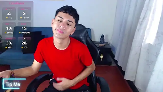 Snapshot of Alancum7 chatting on March 2026 12:44:02 PM Alancum7 online show from March 2026 12:44:02 PM