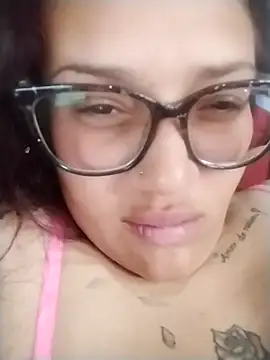 Snapshot of danita912 chatting on October 2025 07:01:02 PM danita912 online show from October 2025 07:01:02 PM