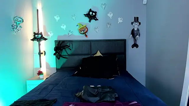 rose more   online show from October 2025 12:49:01 PM