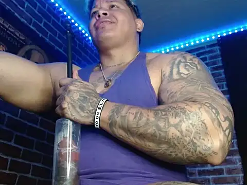 jordan bigcock  online show from October 2025 06:21:01 PM