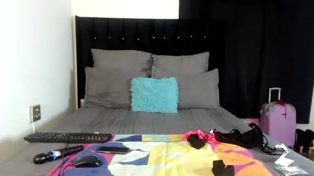 Snapshot of MissLola026 chatting on April 2026 12:30:02 AM MissLola026 online show from April 2026 12:30:02 AM