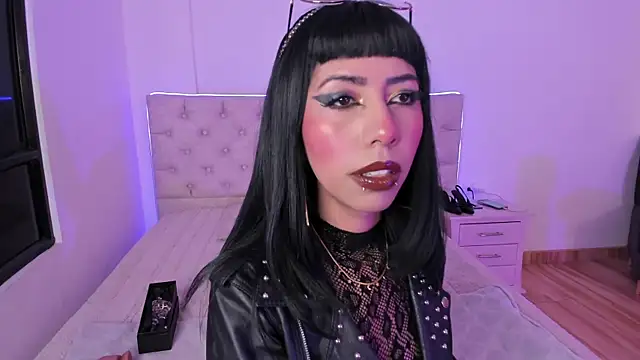 Snapshot of Nina_fox_0691 chatting on May 2026 03:17:01 PM Nina fox 0691 online show from May 2026 03:17:01 PM