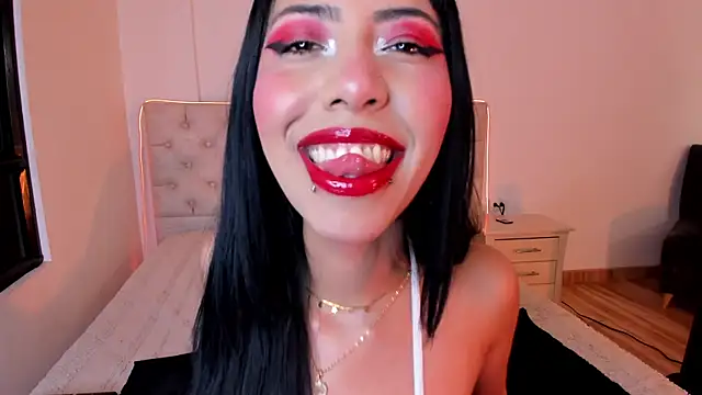 Snapshot of Nina_fox_0691 chatting on May 2026 03:20:02 PM Nina fox 0691 online show from May 2026 03:20:02 PM