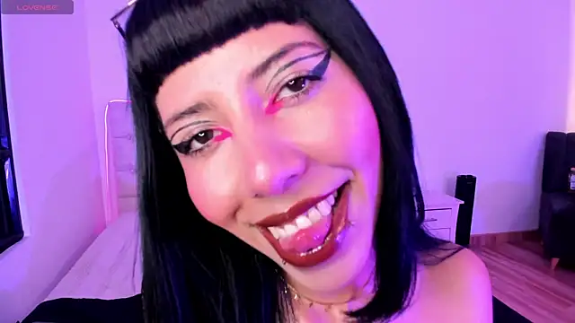 Snapshot of Nina_fox_0691 chatting on June 2026 03:58:02 PM Nina fox 0691 online show from June 2026 03:58:02 PM