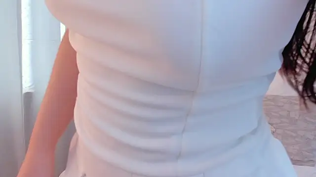 Snapshot of AryBlair chatting on March 2026 01:40:02 PM AryBlair online show from March 2026 01:40:02 PM