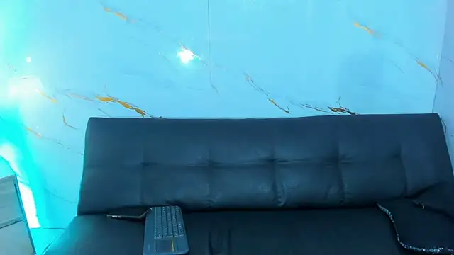 Snapshot of Little_nicoll chatting on March 2026 11:33:01 PM Little nicoll online show from March 2026 11:33:01 PM