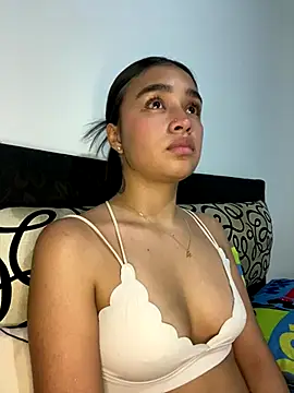 Snapshot of Iam_samanthaa chatting on October 2025 11:37:01 PM Iam samanthaa online show from October 2025 11:37:01 PM