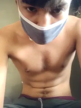 Snapshot of use_19 chatting on November 2025 06:18:02 AM use 19 online show from November 2025 06:18:02 AM