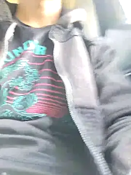 Snapshot of use_19 chatting on November 2025 03:39:01 AM use 19 online show from November 2025 03:39:01 AM