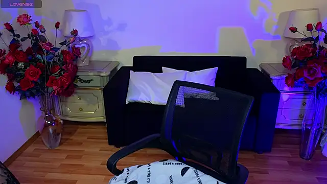 Viola Rayden online show from November 2025 11:31:01 AM