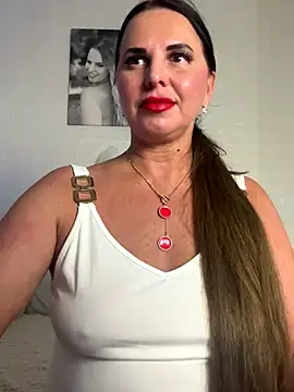 MIRAA LUV online show from November 2025 05:48:02 PM