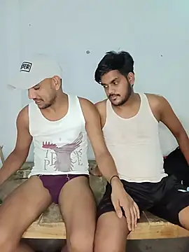 BiggerDickGuy online show from July 2026 06:32:01 PM
