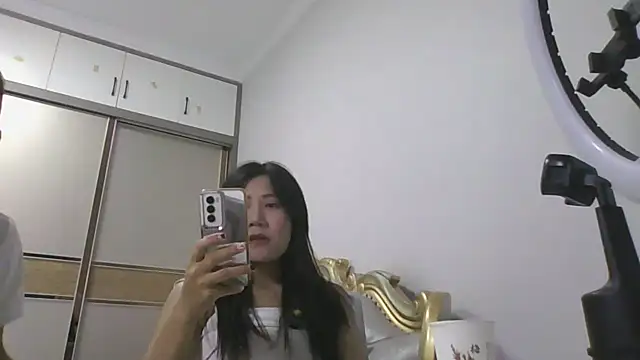 Snapshot of Fbbyyyyyy chatting on October 2025 02:52:02 PM Fbbyyyyyy online show from October 2025 02:52:02 PM