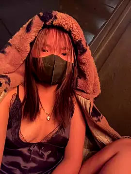 hello-cute online show from January 2026 03:31:01 AM